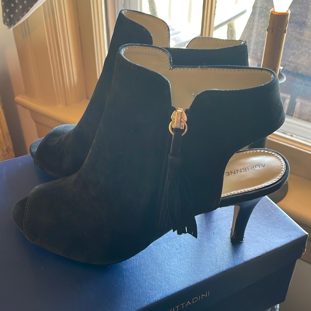 Adrienne Vittadini black peep toe heels